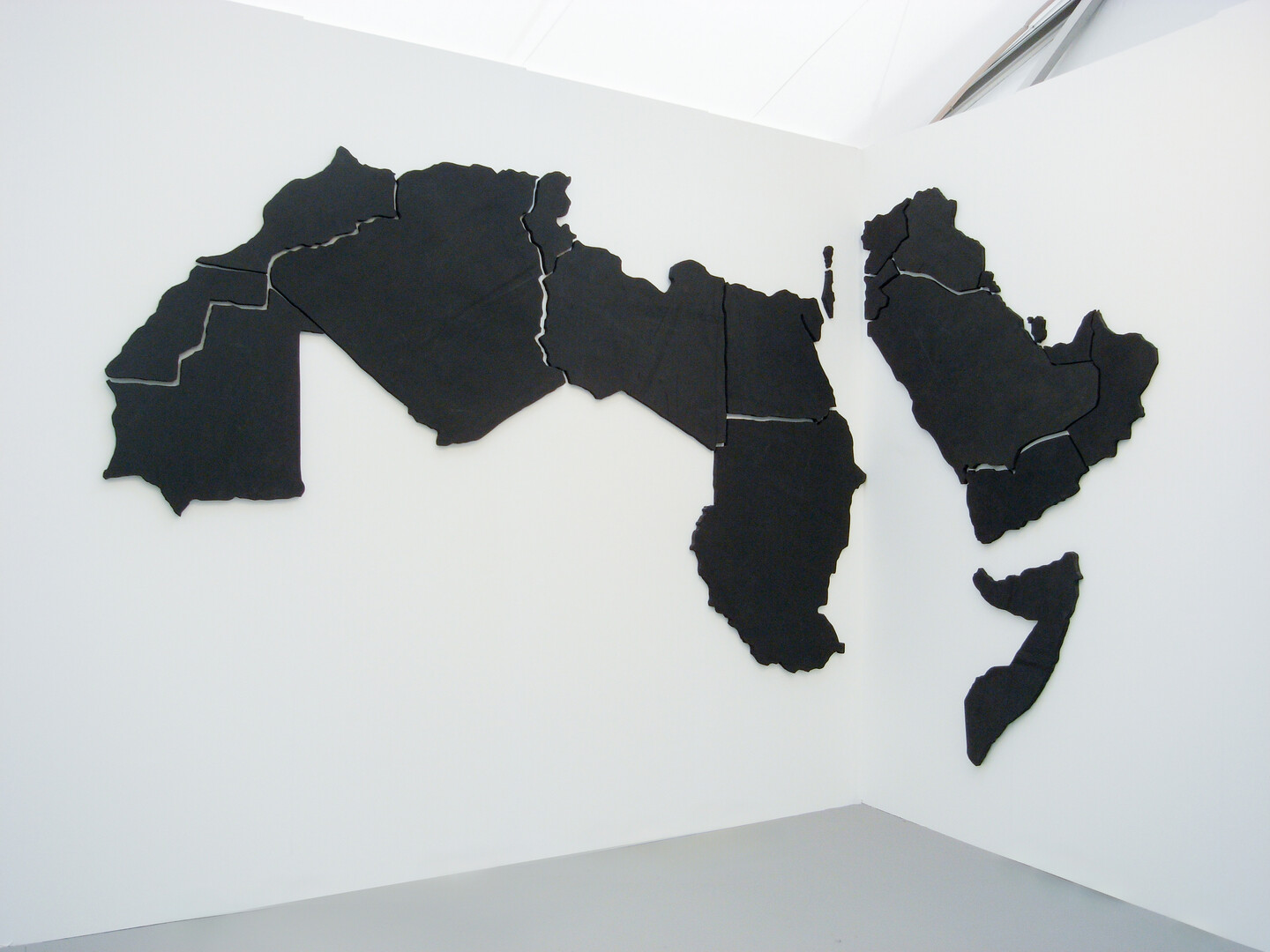 The Arab World (The League), 2001&ndash;2009, Rubber, 249.56 x 499.75 cm