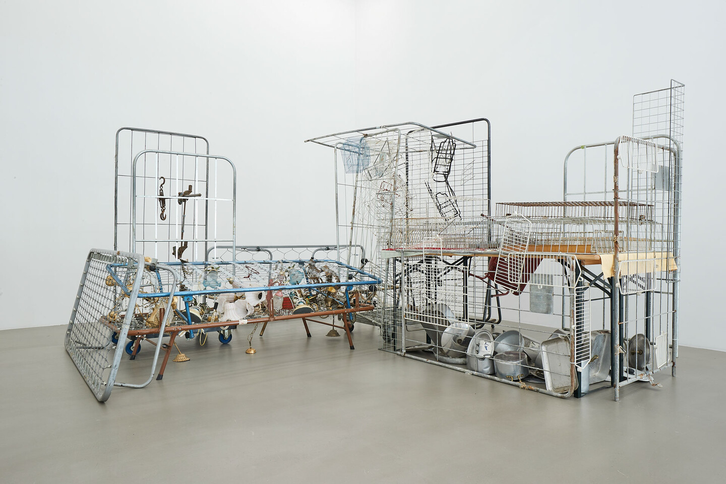 Khalil Rabah, Exhibition view &ldquo;Relocation, Among Other Things,&rdquo; Sfeir-Semler, Hamburg, 2023