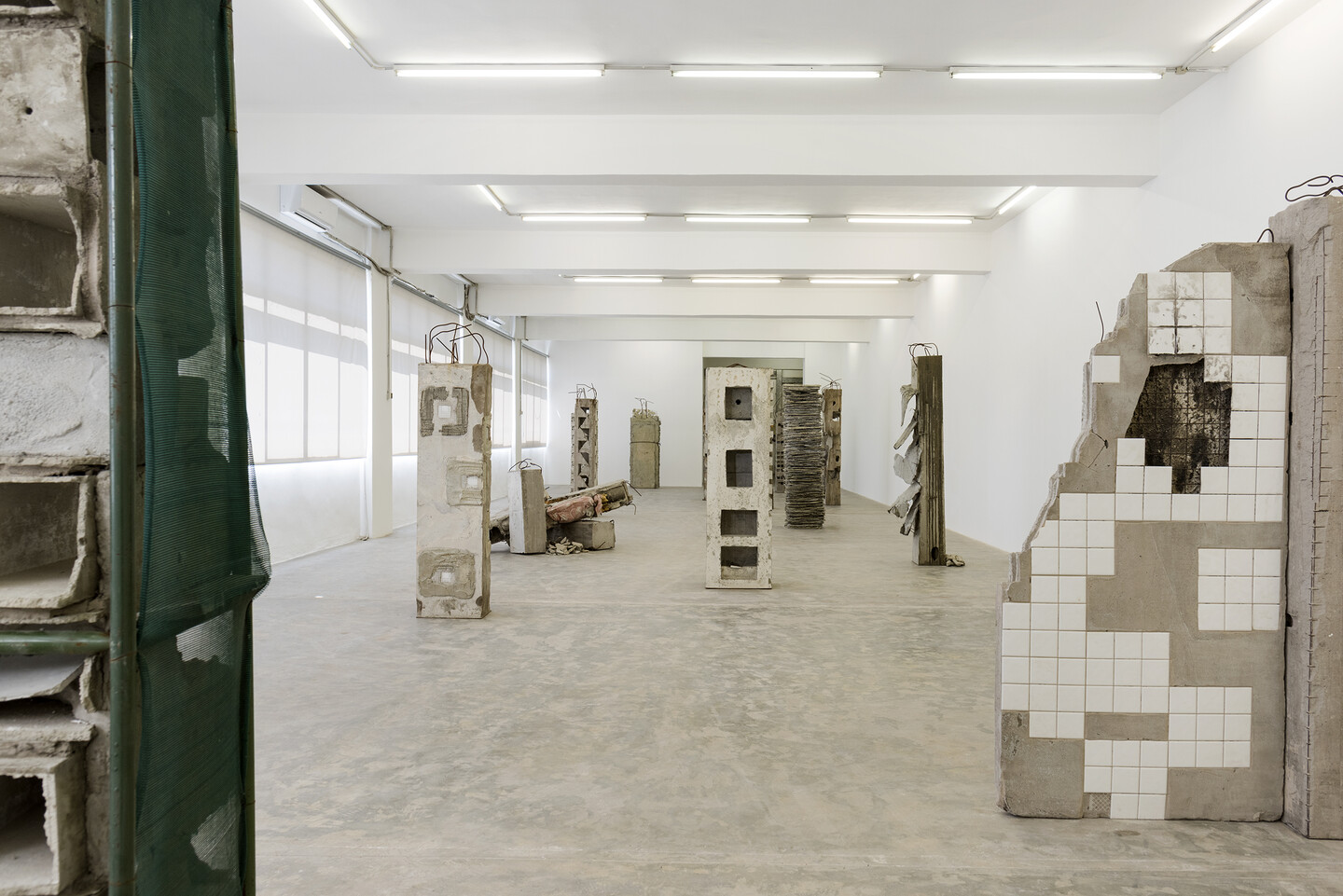 Marwan Rechmaoui, Pillars, 2014-ongoing, Exhibition view, Sfeir-Semler Gallery Beirut, 2021
