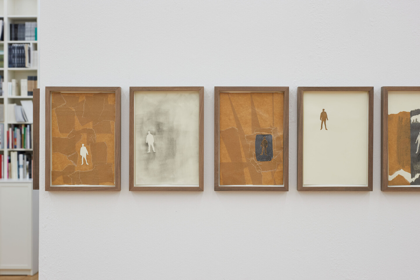 Rabih Mrou&eacute;, Shade of a Man, 2017, 22 Drawings, pencil on paper 21.4 x 14 cm, Installation view Sfeir-Semler Gallery Beirut / Hamburg, Hamburg, 2023