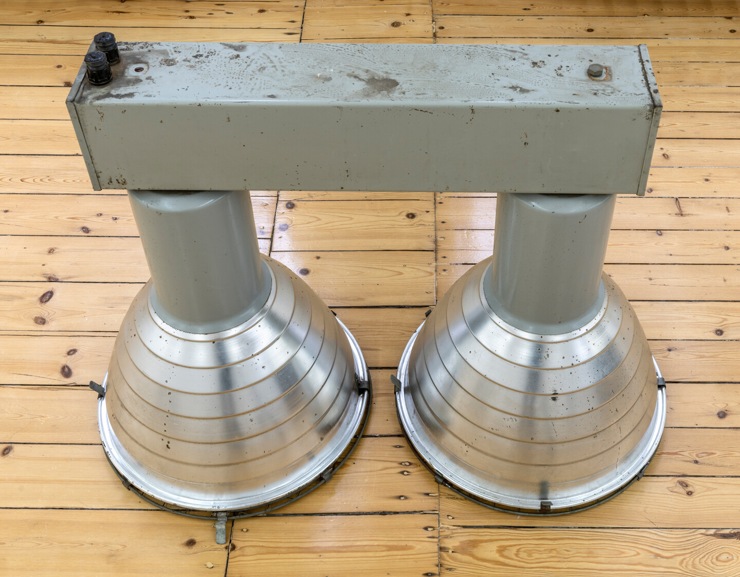 Sung Tieu, Typ 0181.9, 2021, Lamp set from VEB Leuchtenbau Leipzig, 70 x 95 x 45 cm, Unique